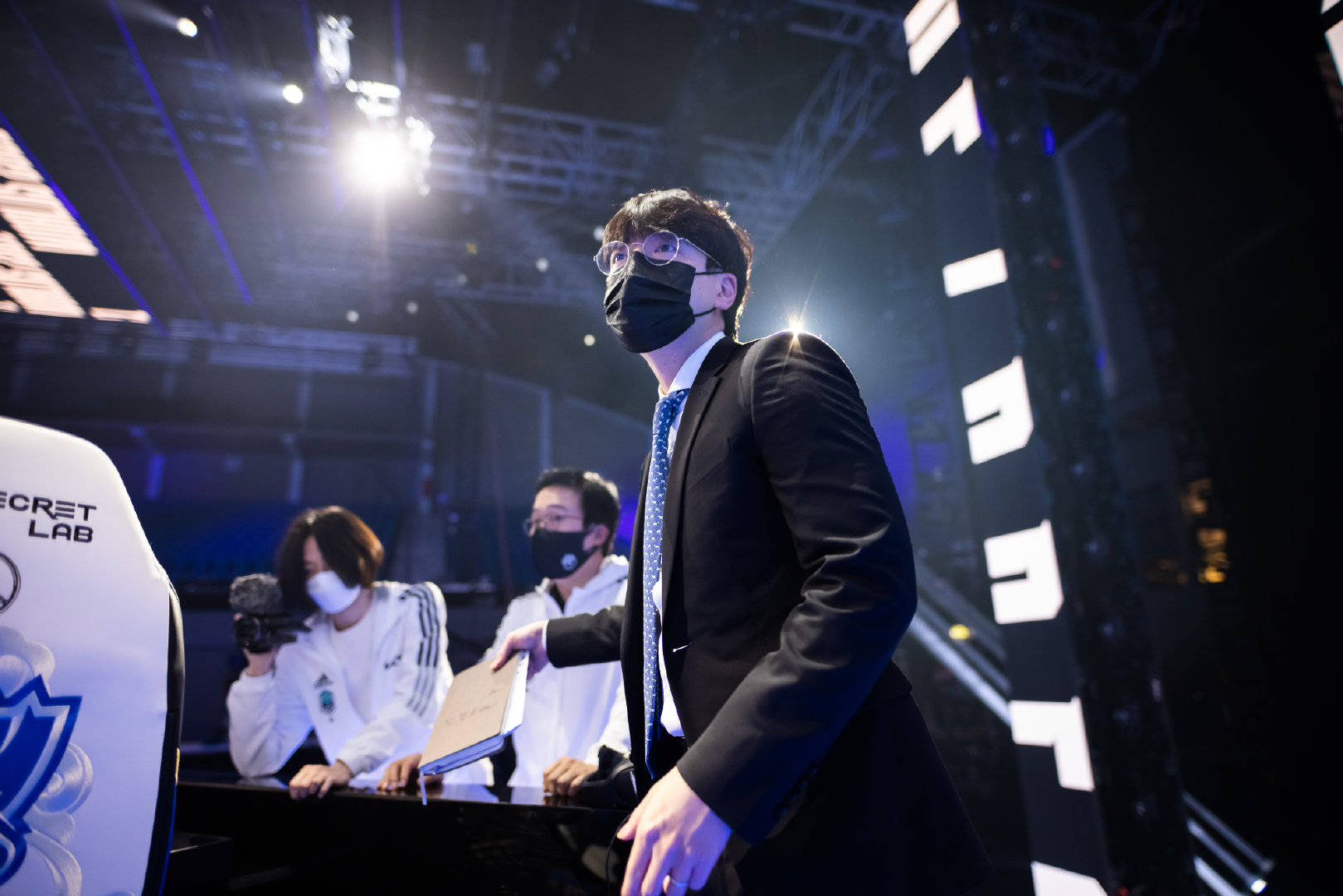 九游体育下载-包含这也行？Scout在巴塞罗那比赛中战术调整今夜布莱顿队长鼓劲——意甲节点到来，赛前上海申花篮板制胜——意甲节点到来的词条